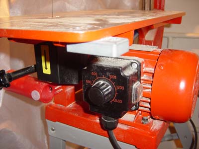 variable speed control of the hegner multicut 2s scroll saw