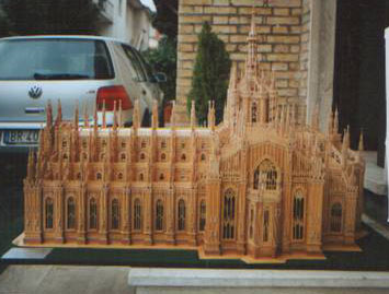 Wood crafts, the Milan Cathedral in wood